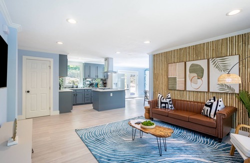 Decatur House | Spacious Getaway 15 mins from Downtown Atlanta