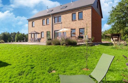 Stavelot House | Spacious Getaway near Spa F1, cleaning included