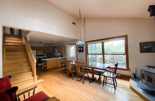 Lake Ariel House | Spacious getaway on Lake Henry. .