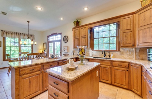 Greenbrier House | Spacious Greenbrier Vacation Rental on ~ 4 Acres!