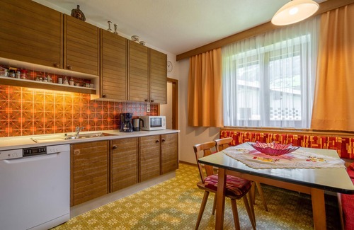 Zell am Ziller House | Spacious group home close to the ski resort