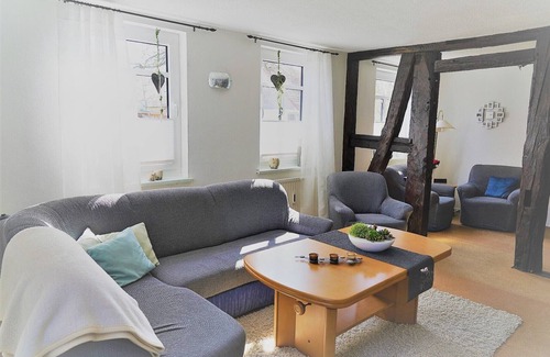 Fischbeck Apartment | Spacious guest apartment on the Weser Cycle Path