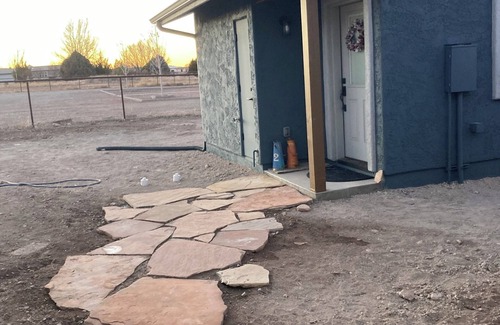 Paulden Cabin | Spacious Guest House with an Awesome View in Paulden, near Gunsite Academy