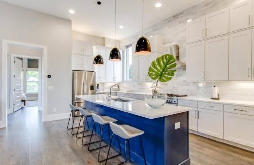Edgehill House | Spacious Gulch Retreat Super Skyline Views