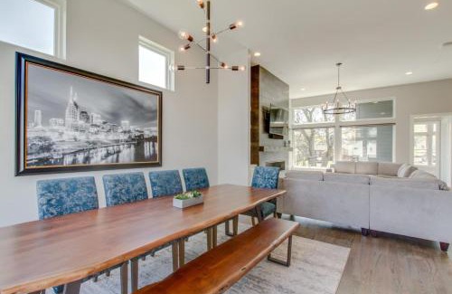 Edgehill House | Spacious Gulch Retreat Super Skyline Views