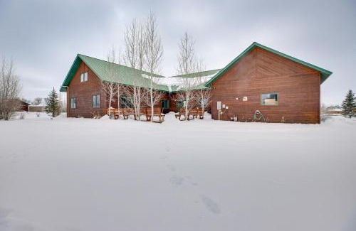 Gunnison House | Spacious Gunnison Home Ski, Hike, Bike and Fish!