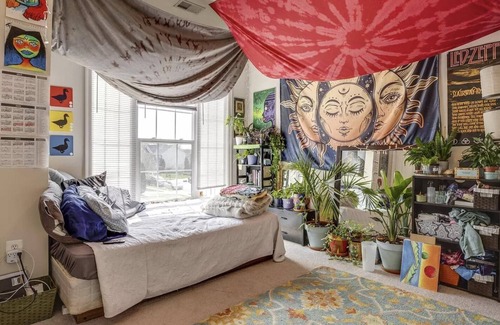 Lakeview House | Spacious haven for your vacation.
