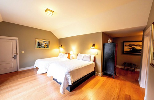 Shawnee On Delaware Hotel | Spacious Haven Near Recreational Outdoors | Golf, Spa & Onsite Dining