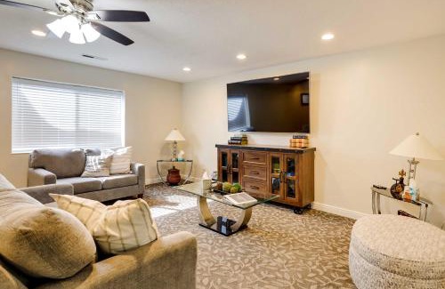 Hildale House | Spacious Hildale House with Large Deck!