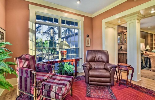 Hillsboro House | Spacious Hillsboro Home about 18 Mi to Portland!