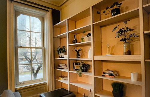 Downtown Detroit Apartment | Spacious & historic residence in downtown, a 15-min walk to most venues & events