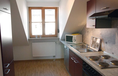 Nordheim a. Main Apartment | Spacious holiday home (100sqm) in the attic with a view of the vineyards