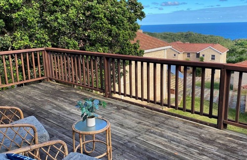 Amatola Coastal House | Spacious Holiday Home with Ocean Views