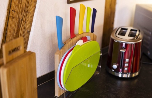 Sonneberg Apartment | Spacious holiday apartment with a wide view of the Coburg-Rennsteig region