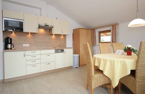 Uderns Apartment | Spacious holiday flat close to the ski area