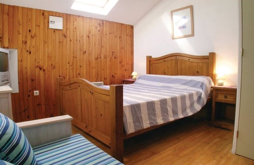 L'Hermenault Other | Spacious holiday home with heated swimming pool and outside space.