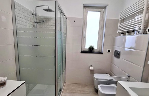 Leonforte House | Spacious holiday home in Leonforte with swimming pool