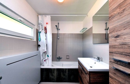 Schoenberg House | Spacious Holiday Home in Saint Vith with Terrace