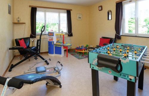 Amel House | Spacious holiday home with large garden