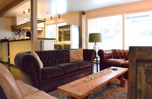 Gembes House | Spacious Holiday in Bièvre