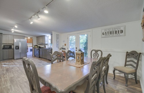 Nellysford Cottage | Spacious Home: 10 Miles to Wintergreen Resort!