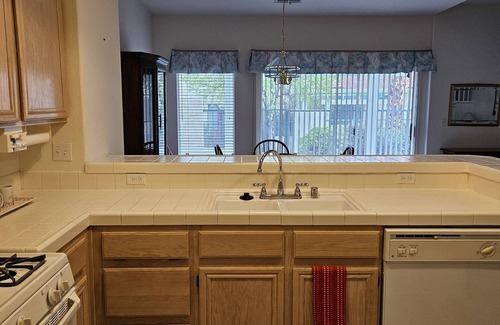 Spring Valley House | Spacious Home, 2 car garage, patio, 2 bedrooms + Loft, quiet complex