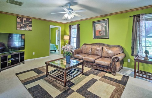 Acworth House | Spacious Home - Deck, Full Kitchen, & Soaking Tub