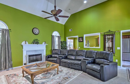 Acworth House | Spacious Home - Deck, Full Kitchen, & Soaking Tub