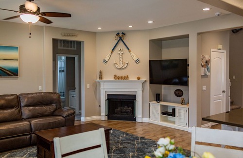 Beaumont House | Spacious Home in Fairway Canyon Beaumont, CA