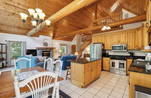 Fish Creek Cabin | Spacious Home in Fish Creek | Peloton + Walk to Shops + Close to State Park