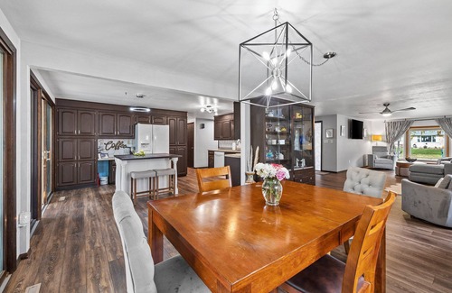 Green Bay House | Spacious home in Green Bay with hot tub, fireplace & fitness room