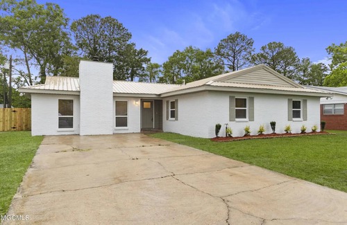 Gulf Hills House | Spacious Home Near Downtown Ocean Springs with Luxe Amenities