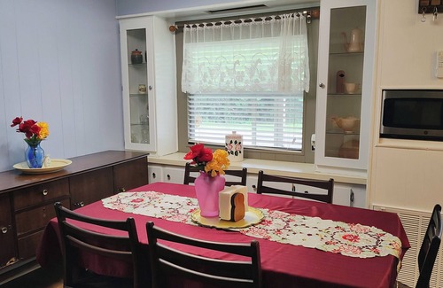 Oldsmar House | Spacious Home near Everything in charming Oldsmar