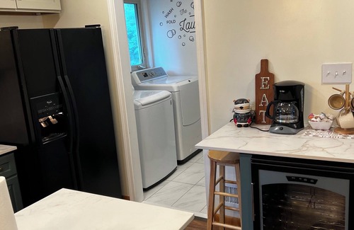 Columbus House | Spacious home near the Airport and downtown. Family and Pet-Friendly!