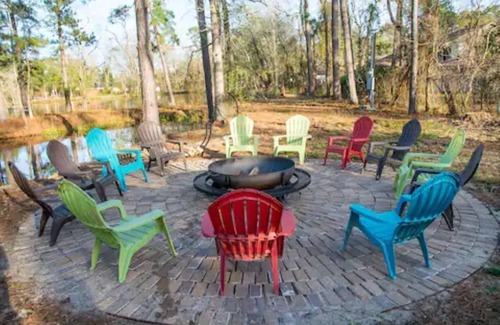 Northside House | Spacious home on 25 acre estate with lake & beach