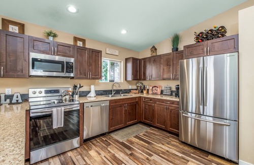 East Wenatchee House | Spacious home on a vineyard near Gorge Amp.,Leavenworth,chelan and Mission Ridge