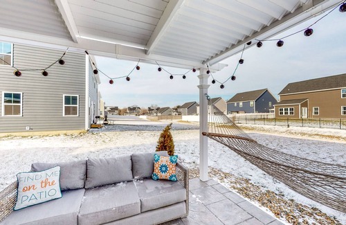 Plainfield House | Spacious Home Outside Indianapolis - Office & Full Kitchen, Dog-Friendly