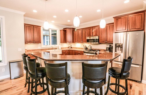 Mayfield House | Spacious home perfect for large families