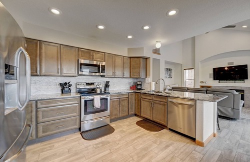 Northeast Colorado Springs House | Spacious home w/Mountain Views! Near Dining, Shops, Park, & Rec Center w/Pool.