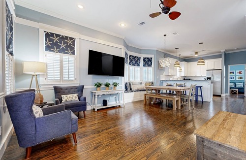 Village of Sugar Beach House | Spacious Home w/Private Pool, dog-friendly, 2 Blocks to Beach