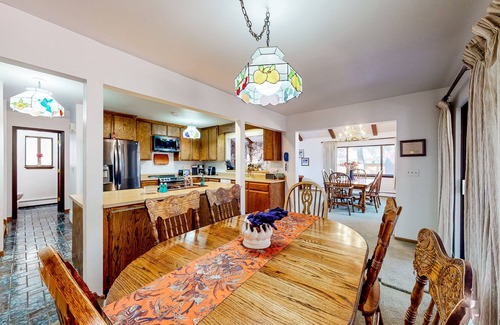Christmas Valley House | Spacious home lined by trees with wood stove & jetted tub - dog-friendly