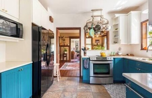 Overlook House | Spacious home w/outdoor sauna near bars, eateries