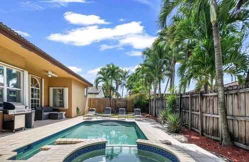 Country Walk House | Spacious Home w/Pool & Game room!