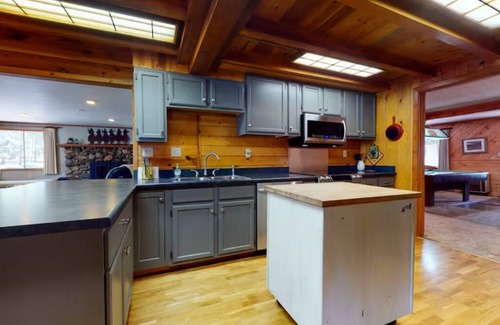 Bayfield House | Spacious Home with a meadow view