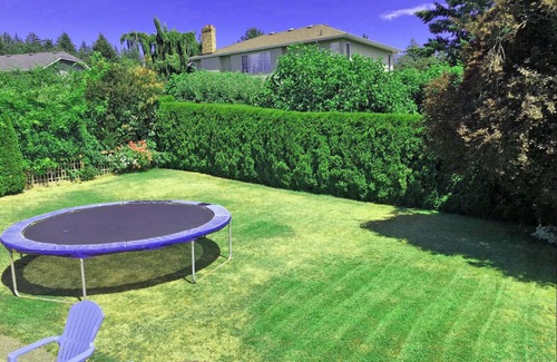 Saanich East House | Spacious home with great access to all Victoria has to offer!