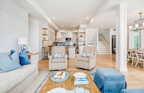 Pirates Beach House | Spacious home with ocean-view balconies and chef's kitchen