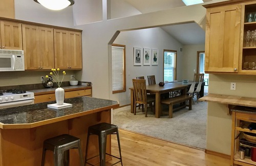 Bellingham House | Spacious Home with Pond and Seasonal Mtn View 12 min to Bellingham