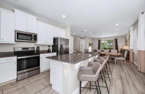 West Kissimmee House | Spacious Home With Private Pool, Themed And Game Room Near Disney With Waterpark & Resort Access - 341Pn