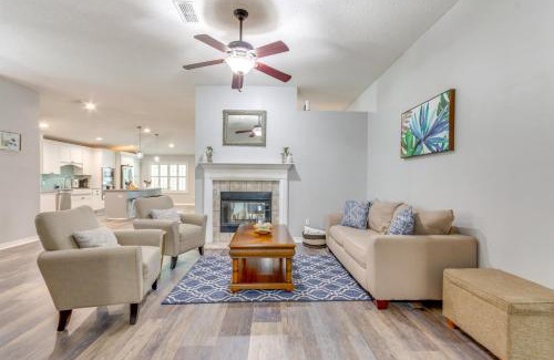 North Northwest Pensacola House | Spacious Home with Sunroom, 15 Mi to Pensacola!