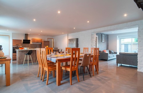 Rosporden House | Spacious house 20 min from the sea outdoor space & near GR34 for family